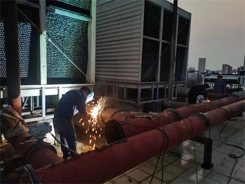 提高<a href=http://tzhtuan.com target=_blank class=infotextkey>工業(yè)冷卻塔</a>經(jīng)濟(jì)效益