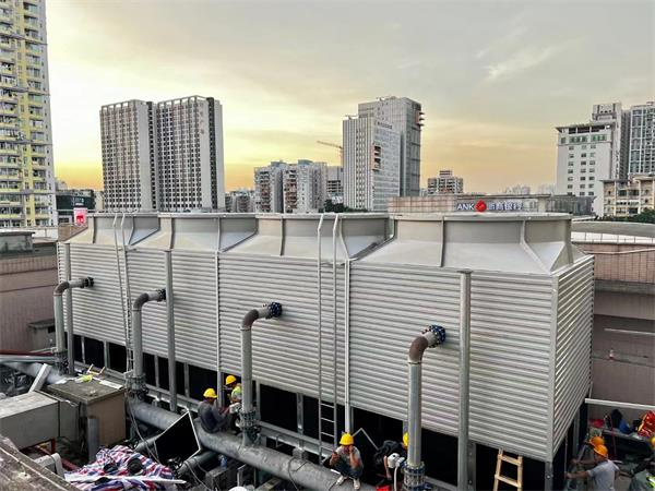 風(fēng)量和散熱面積決定了玻璃鋼冷卻塔的降溫預(yù)期效果